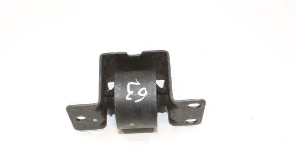 KIA Sorento Engine mount bracket