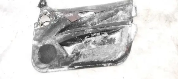 Mercedes-Benz E W211 Front door card panel trim A2117205262 211A002