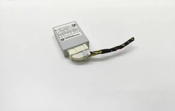 BMW 5 E60 E61 Air suspension control unit module (rear) 6784314 678431401 37146784314