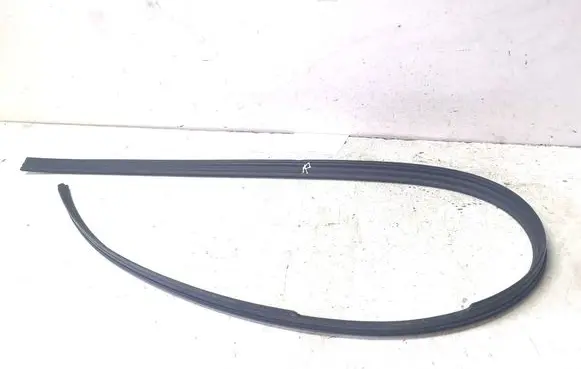 Audi A7 S7 4G Front door rubber seal 4G8854544