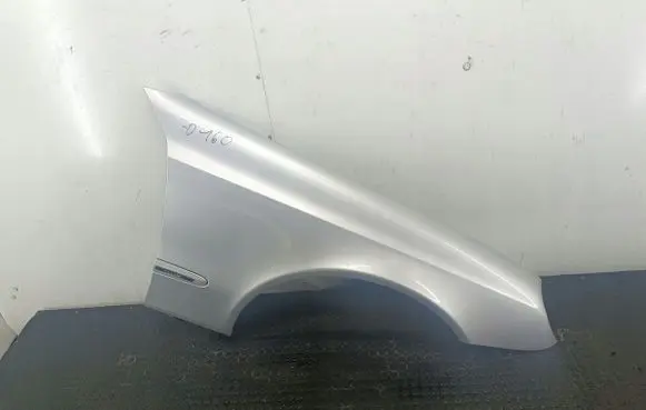 Mercedes-Benz E W211 Fender 