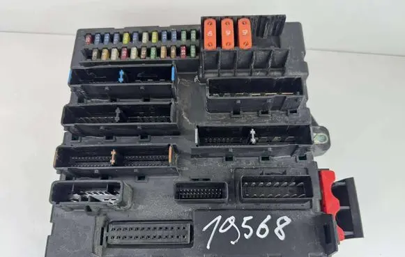 Opel Signum Fuse module 13112909 51CWH5 135013