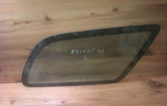 Ford Escort Rear side window
