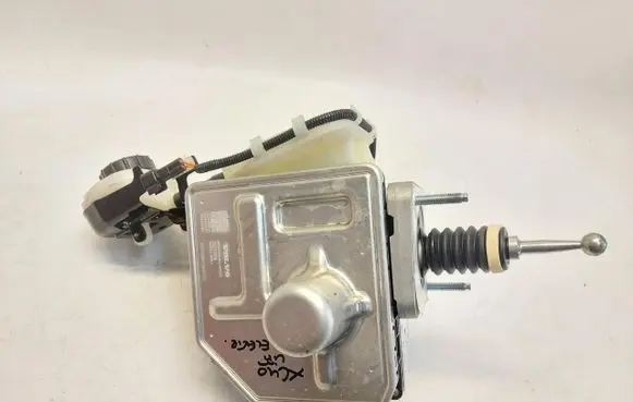 Volvo XC40 Engine control unit holder 32373714JLK01