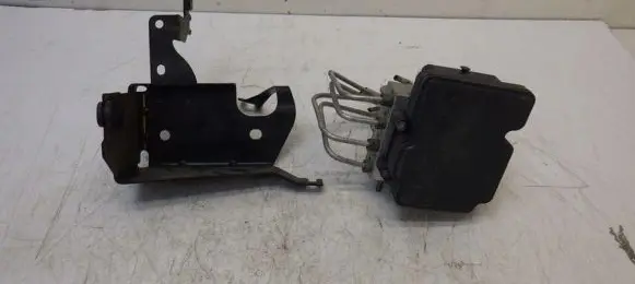 Renault Captur ABS Pump 476608644R