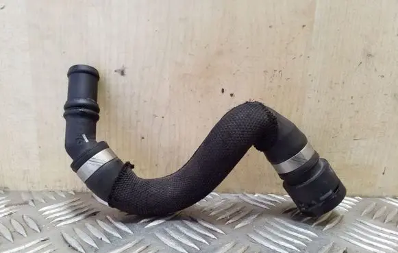 Audi A8 S8 D4 4H Engine coolant pipe/hose 4H0819334L