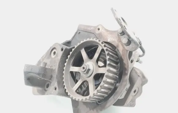 Volvo S40, V40 Fuel injection high pressure pump 8200108225 0445010075 0928400502