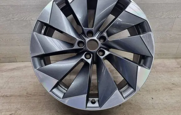 Skoda Enyaq iV R21 alloy rim 5LA601025L