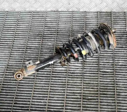 Mitsubishi L200 Front shock absorber/damper MR992321
