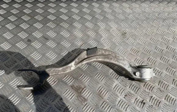 Land Rover Range Rover Sport L461 Rear upper control arm/wishbone M8E25K742