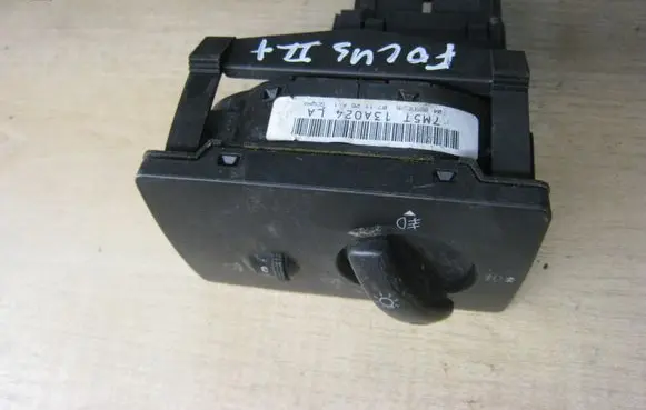 Ford Focus Light switch 7M5T13A024LA