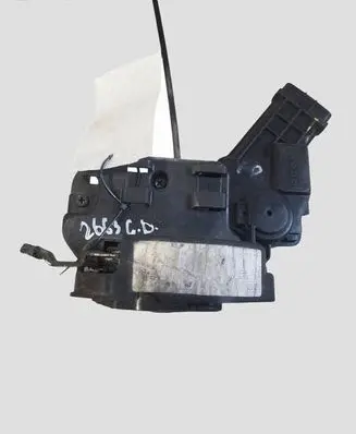 KIA Carens II Rear door lock