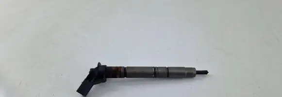 Audi A7 S7 4G Fuel injector 059130277CH 0445117