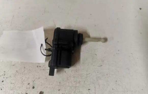 Ford Mondeo MK I Headlight level adjustment motor 94BG13K198AA
