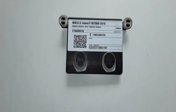 Mercedes-Benz CLS C219 Door control unit/module 2198200226
