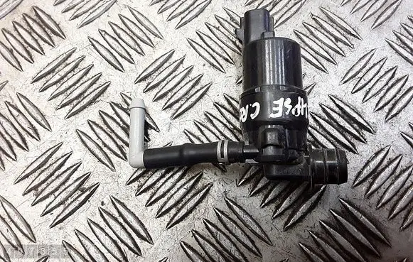 Mitsubishi Eclipse Cross Windscreen/windshield washer pump koito11645
