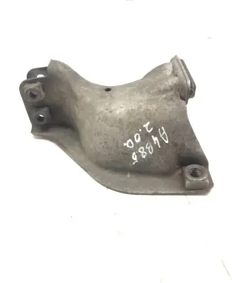 Audi A4 S4 B8 8K Engine mounting bracket 8K0899060L