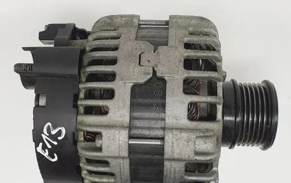 Mercedes-Benz C W205 Generator/alternator 0125711099