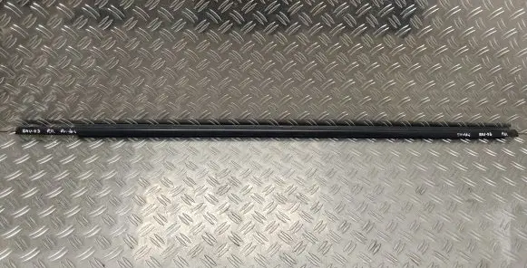 Front door glass trim molding