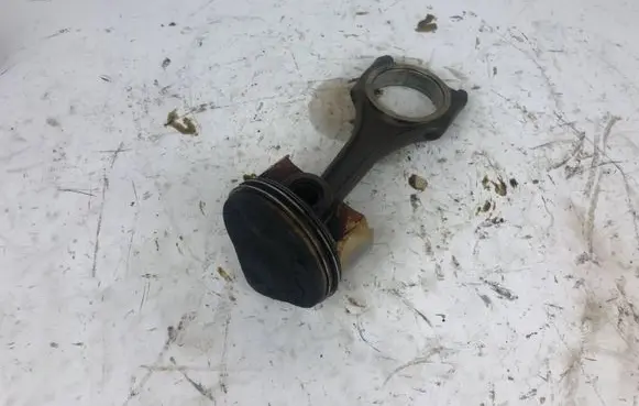 Audi A6 C7 Piston with connecting rod 06EAF