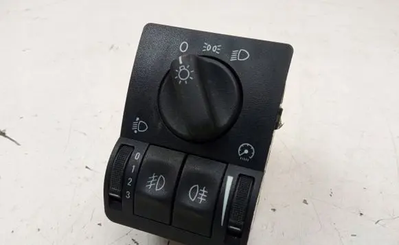 Opel Zafira A Light switch