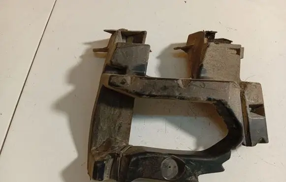 Citroen C5 Rear bumper mounting bracket 44355