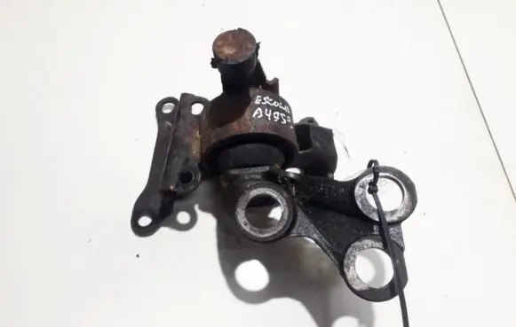 Ford Escort Engine mount bracket
