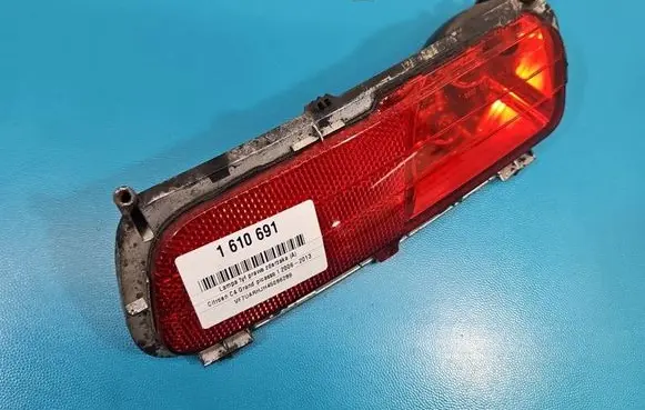 Citroen C4 Grand Picasso Rear bumper light 98200802 IMPRK1610691