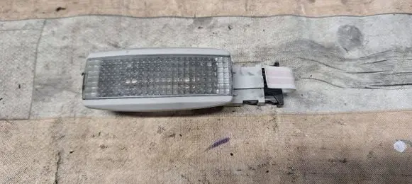 Volkswagen Touran I Other interior light 3B0947113