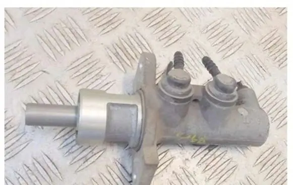 Alfa Romeo 166 Master brake cylinder