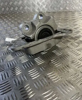 Volvo XC90 Engine mount bracket 31460883