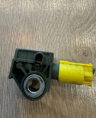 Mercedes-Benz C W204 Airbag deployment crash/impact sensor A1729056000 5WK44192 1729056000