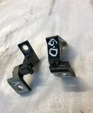 Volkswagen PASSAT B8 Rear door hinge set 8x0831404