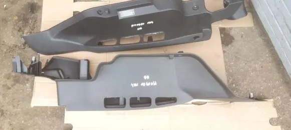 Ford Mondeo MK IV Parcel shelf load cover mount bracket 