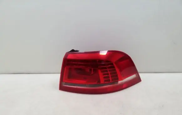 Volkswagen PASSAT B7 Rear/tail lights 3AF945208A