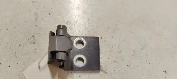 Peugeot 607 Front door lower hinge 