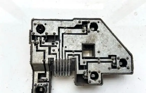 Opel Vectra B Tail light bulb cover holder 90568049