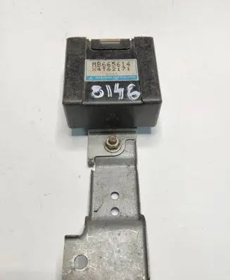 Mitsubishi Pajero Other relay MB665614 X4T62171