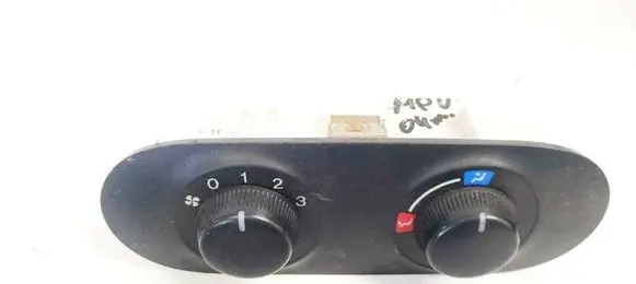 Mazda MPV Climate control unit 