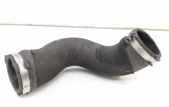Audi A5 8T 8F Intercooler hose/pipe 8k0145737h