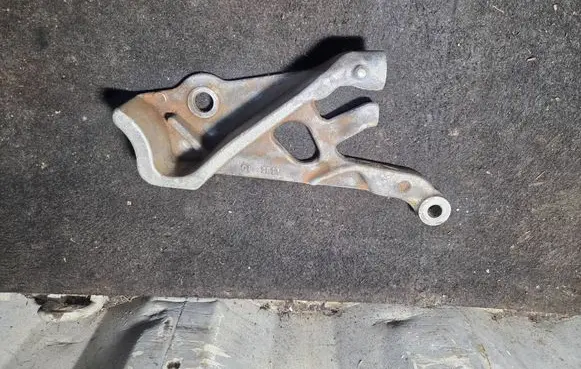 BMW 3 G20 G21 Radiator support slam panel bracket 6882438