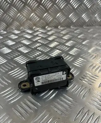 Volkswagen Touareg II ESP acceleration yaw rate sensor 7p0907652