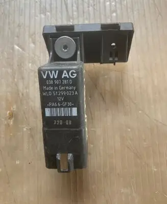 Volkswagen Tiguan Glow plug pre-heat relay 038907281D 22008 51299023A