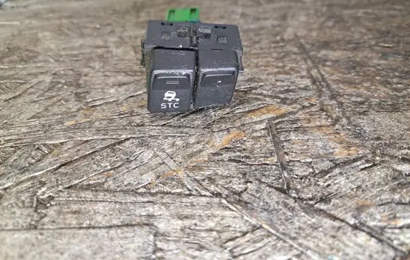 Volvo S40 ESP (stability program) switch 8685380 03W29T