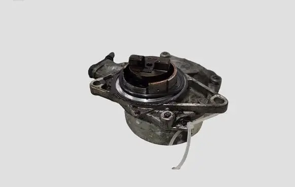 Peugeot 207 Vacuum pump