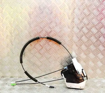 Toyota C-HR I Rear door lock A046693 T48I1717