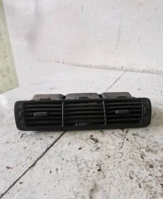 Peugeot 807 Dash center air vent grill