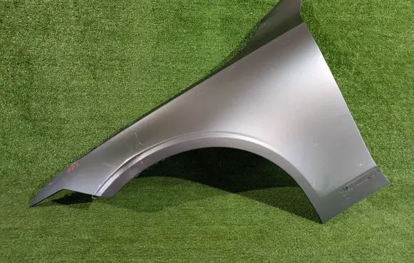 Volvo S90, V90 Fender 