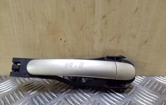 Skoda Octavia Mk1 (1U) Front door exterior handle 6Y0837885