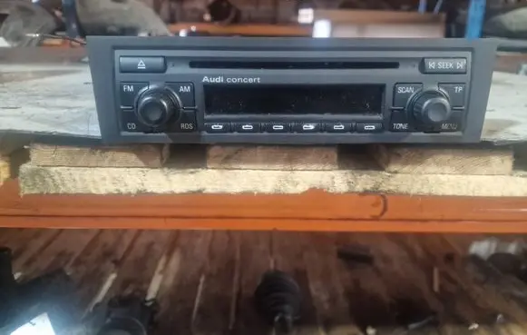 Audi A3 S3 8P Radio/CD/DVD/GPS head unit